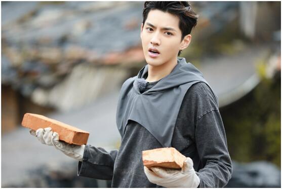 速舔史上 最帅搬砖小哥 吴亦凡,《七十二层奇楼