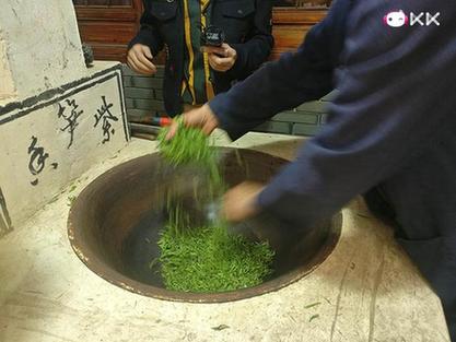 《匠人与匠心》紫笋茶香 清明 到顾渚采茶去