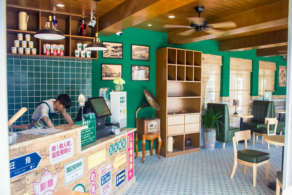 带你住进影视剧,横店广州街·香港街影视主题民宿全新开放