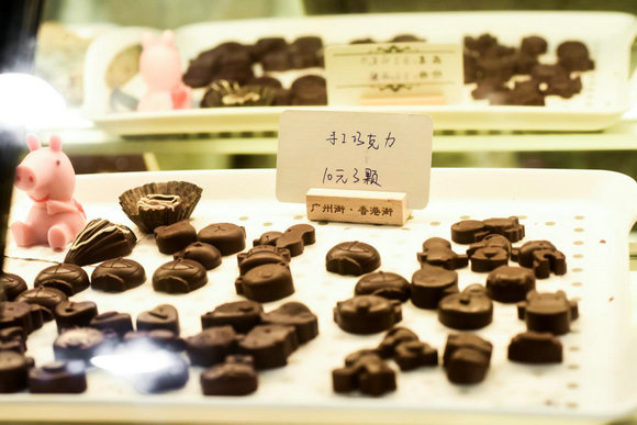 带你住进影视剧,横店广州街·香港街影视主题民宿全新开放