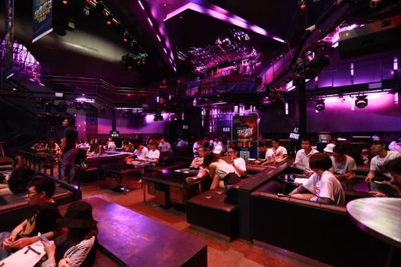 虎牙高人气主播参与2018金鹰电竞大赛 星素结