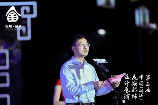 不负春光的馥郁烂漫,来一场燃烧的民族狂欢