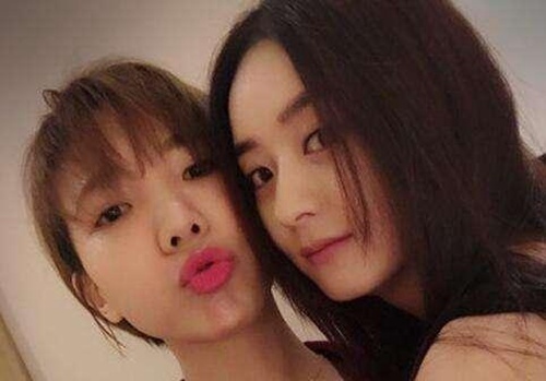 明星们生活中的罕见私照曝光 杨幂言承旭辣眼睛 明星们生活中的罕见私照曝光 杨幂言承旭辣眼睛