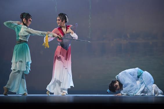 北戏倾情打造精品舞剧《夕照》演绎白蛇传说