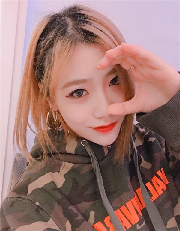 《创造101》中那些镜头之外的女孩们