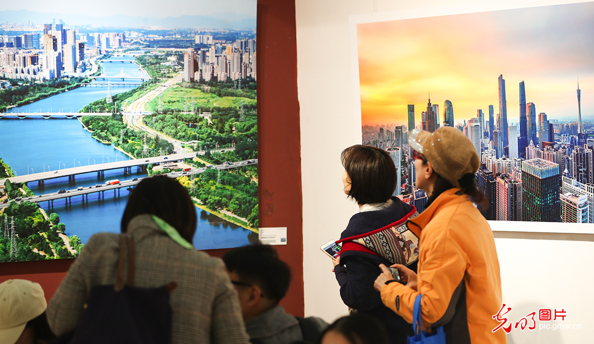 中国文化如何“走出去”（议事厅）