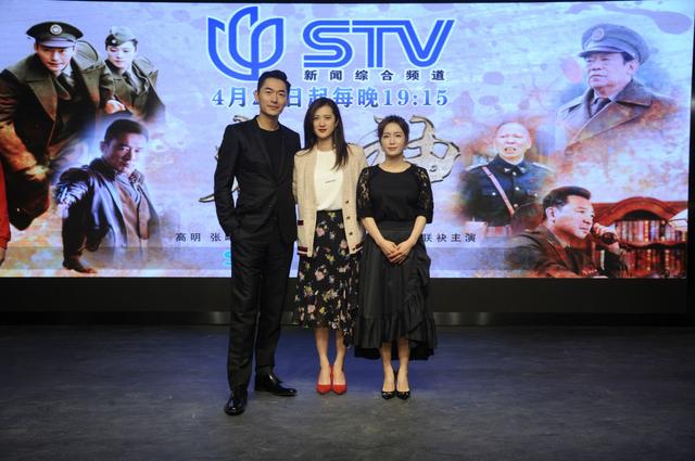 朱泳腾隋俊波上演谍战“史密斯夫妇” 朱泳腾隋俊波上演谍战“史密斯夫妇”