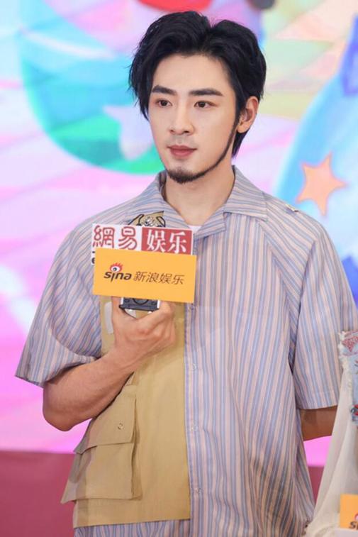 武艺喜提新弟弟?高天鹤花式高音表白 《人偶总动员4》节目照 (9).jpg