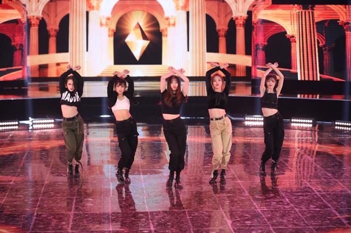 盘点这些“齐舞”瞬间 连金星都说这档节目会火