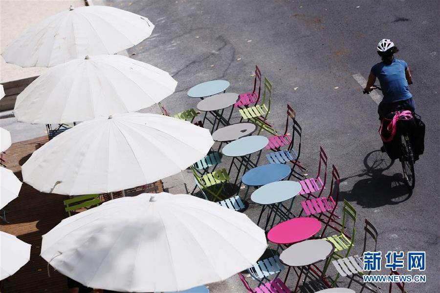 “亲爱的，热爱的”十天热度已突破9000 成又一爆款剧集