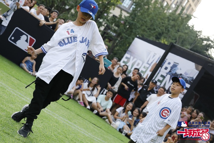 MLB一球成名总决赛即将在京上演 用街舞和棒球点燃这个火热夏天 MLB一球成名总决赛即将在京上演 用街舞和棒球点燃这个火热夏天