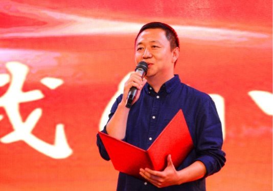 “我和我的祖国 诵读经典助力回天”诗歌朗诵会 “我和我的祖国 诵读经典助力回天”诗歌朗诵会