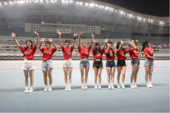 元气少女组合CherryGirls正式出道 首场演出登