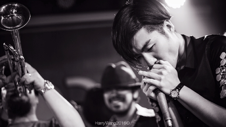 民谣在路上晓月老板新专辑首发专场将于5.26在京举行