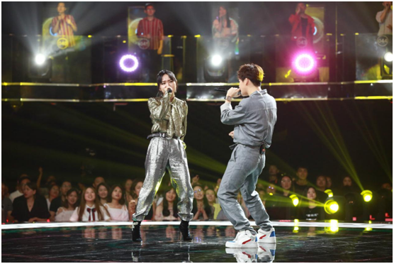 嗨唱盛典周笔畅携手刘维合唱 斩获酷狗4.6万票