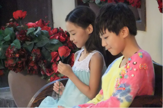 贺美琦素颜照好美与TFBOYS拍MV女主角让人羡慕嫉妒恨