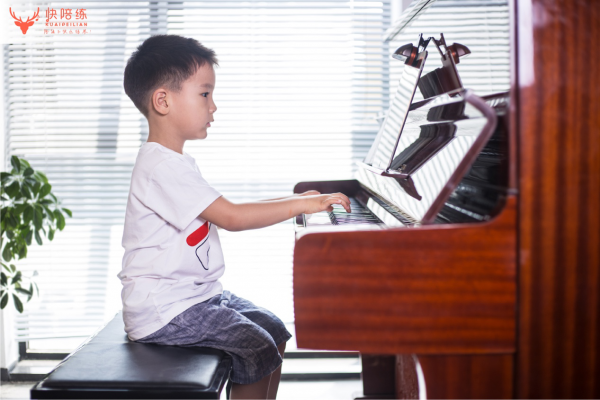 互联网赋能钢琴陪练 快陪练 让练琴更快乐