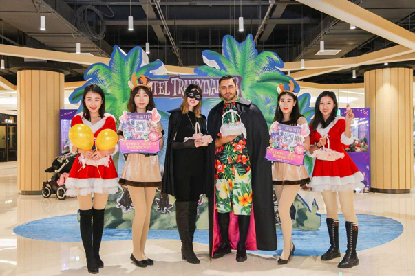 精灵玩转圣诞,乐成中心SPACE3 IP展再造生活方式新场景 =9.png