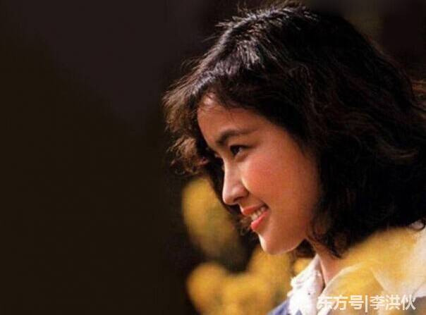 61岁刘晓庆能演16岁少女 但在细节上输给71岁的她