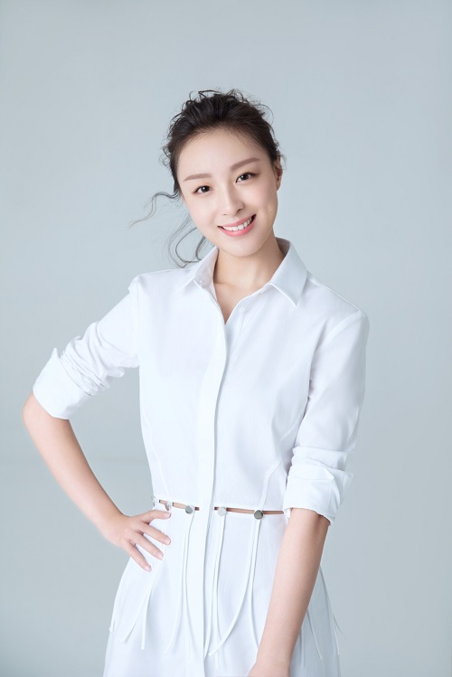 黎一墨写真曝光 轻妆上阵气质佳 黎一墨写真曝光 轻妆上阵天生丽质