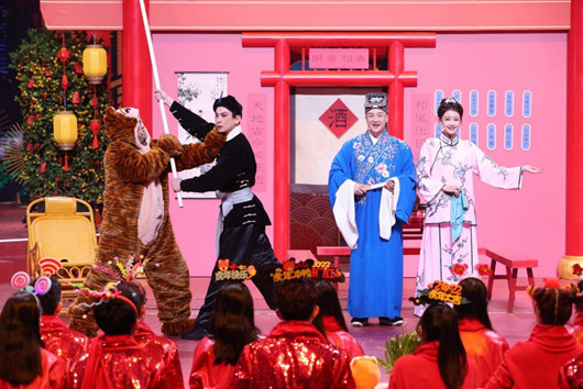 2022北京台春晚语言类节目打造喜剧合家欢