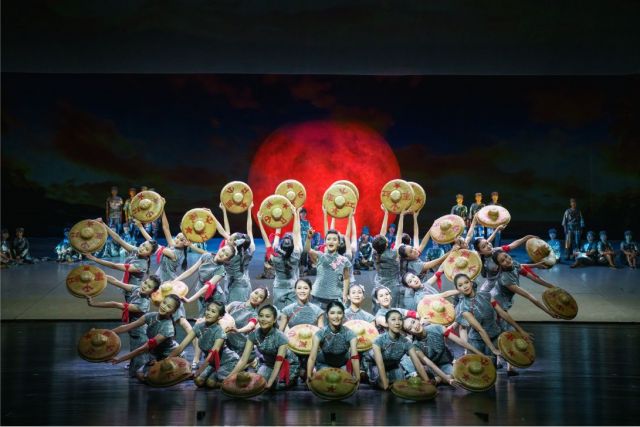 大型音乐舞蹈史诗《解放海南岛》北京首演
