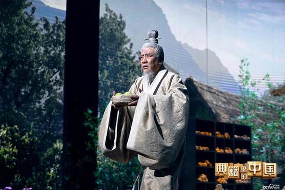 《典籍里的中国2》上新 撒贝宁开启寻“礼”之旅
