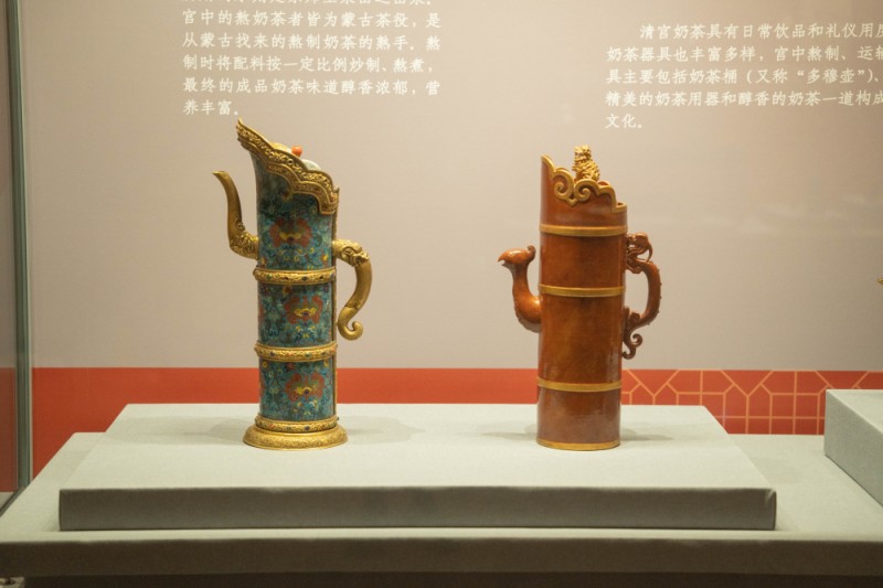 “故宫·茶世界”展览诞生的“故宫茶鸡家族”抱团出圈