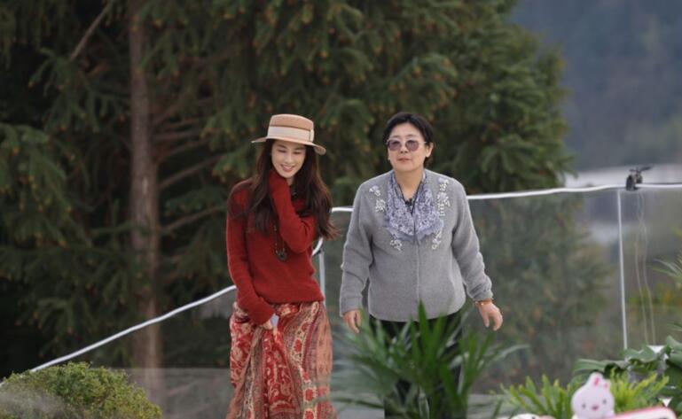 《是女儿是妈妈2》播出，传递代际和解治愈力量