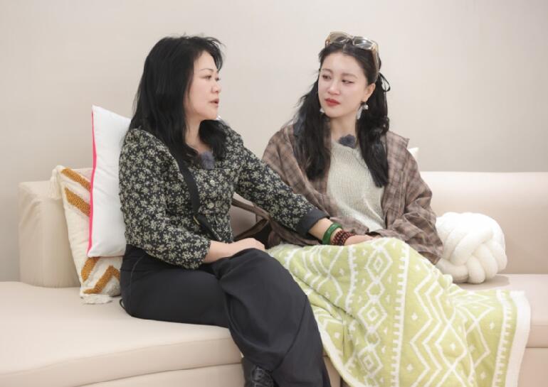 《是女儿是妈妈2》播出，传递代际和解治愈力量