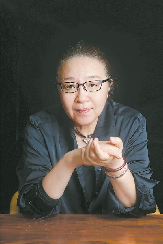 戴锦华：不退不休 光影依旧