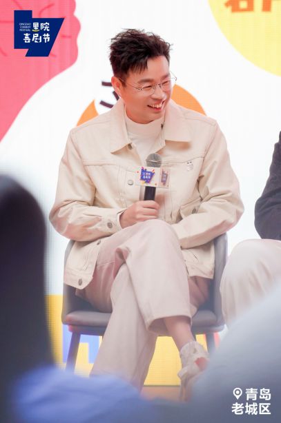 王迅、阎鹤祥“里院共话”，全体嘉宾飙方言