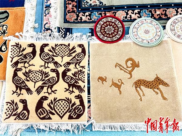 宁夏手工毯：600年非遗“织”就国际范儿