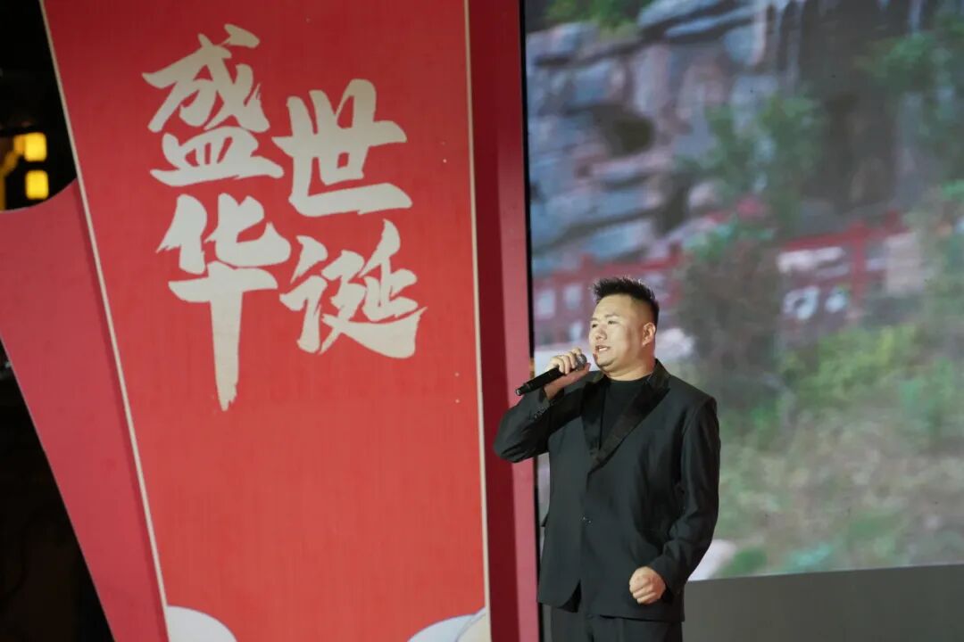 甘肃武都：喜迎华诞歌盛世 艺汇万象唱陇南