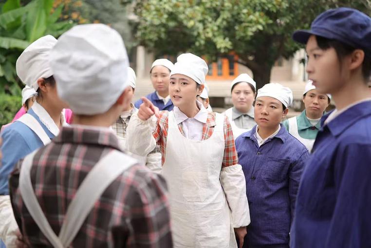 微短剧《绽放吧，厂花》开机 4K高帧率还原90年代纺织女工奋斗史诗