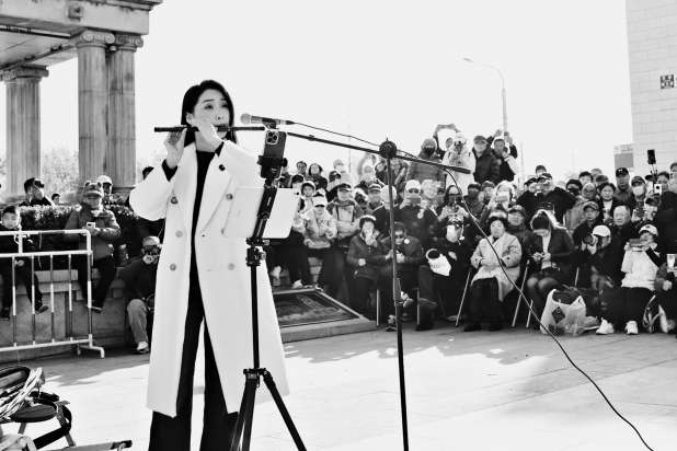 北京公园里来了“文艺国家队”