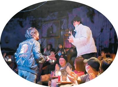 从“观戏”到“入戏”