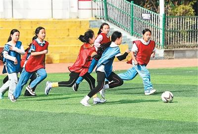 贵州“村超”:吸引全世界人民一起玩