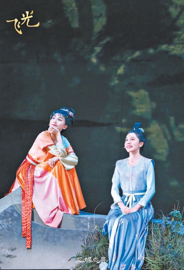 早春京城舞台文学底色鲜明