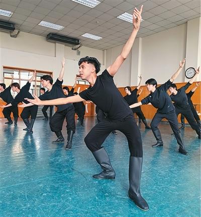 当外国人跳起中国舞