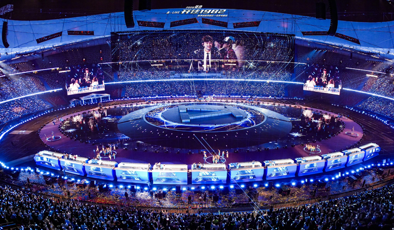 张杰鸟巢连唱16场，科技织就的音乐诗章