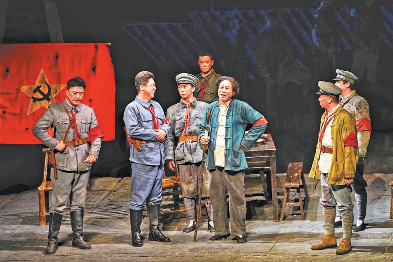 “演艺之都”这抹红跨越山海