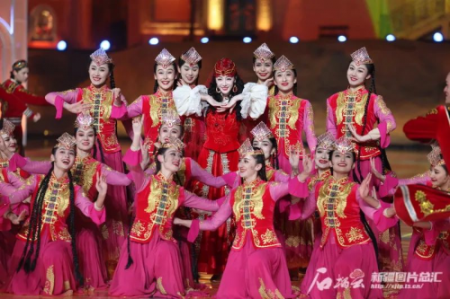 “美在新疆”2024央视春晚分会场“红红火火中国年”