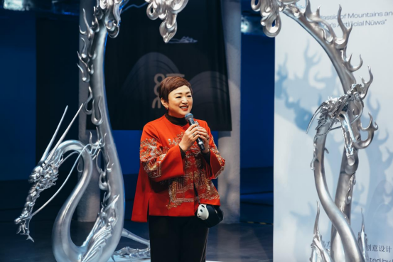 上古幻境：跨越时空的文化对话——“邱启敬山海经：人造女娲”艺术展启幕