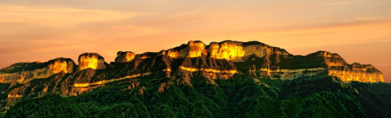 挣脱“门票依赖” 南川金佛山从景区流量到全域经济增量 挣脱“门票依赖” 南川金佛山从景区流量到全域经济增量