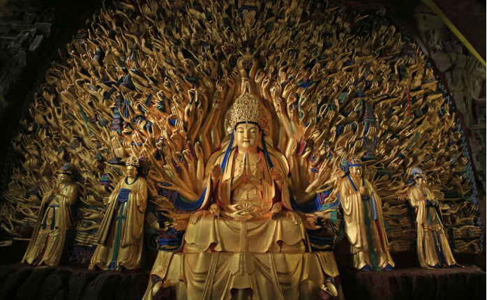 8K球幕光影携手《黑神话:悟空》 点亮大足石刻时代新光彩 8K球幕光影携手《黑神话:悟空》 点亮大足石刻时代新光彩